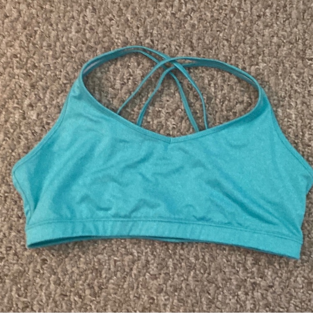 GapFit Sports bra